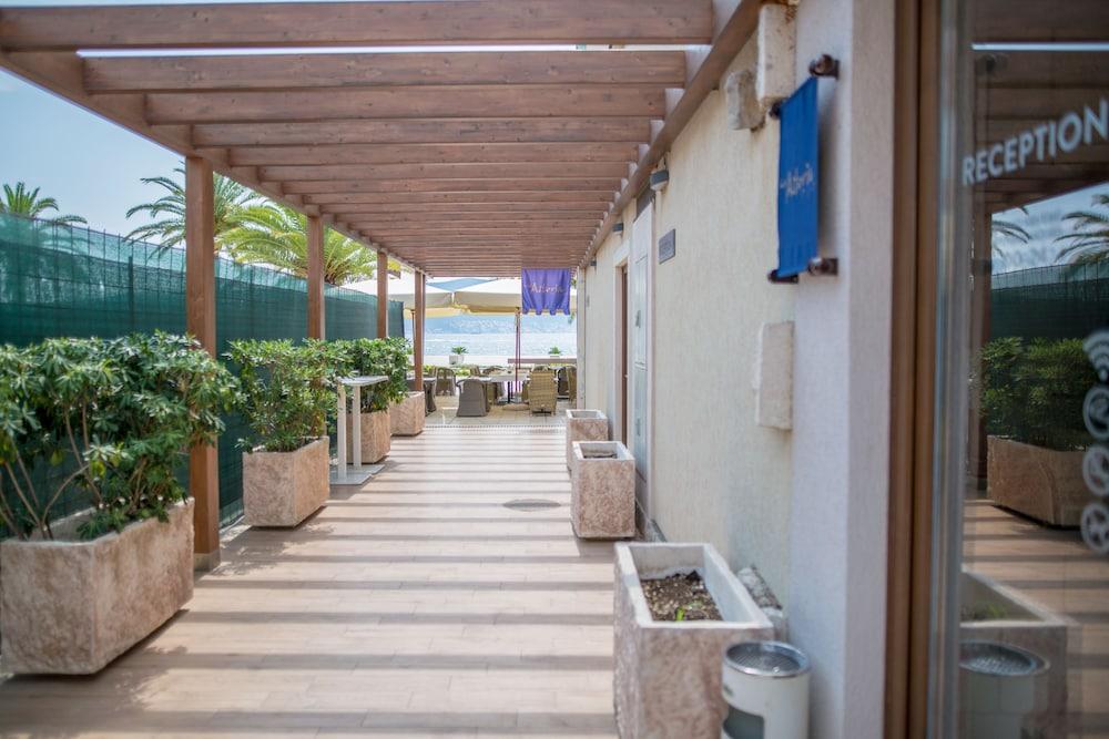 Hotel Astoria Tivat Luaran gambar