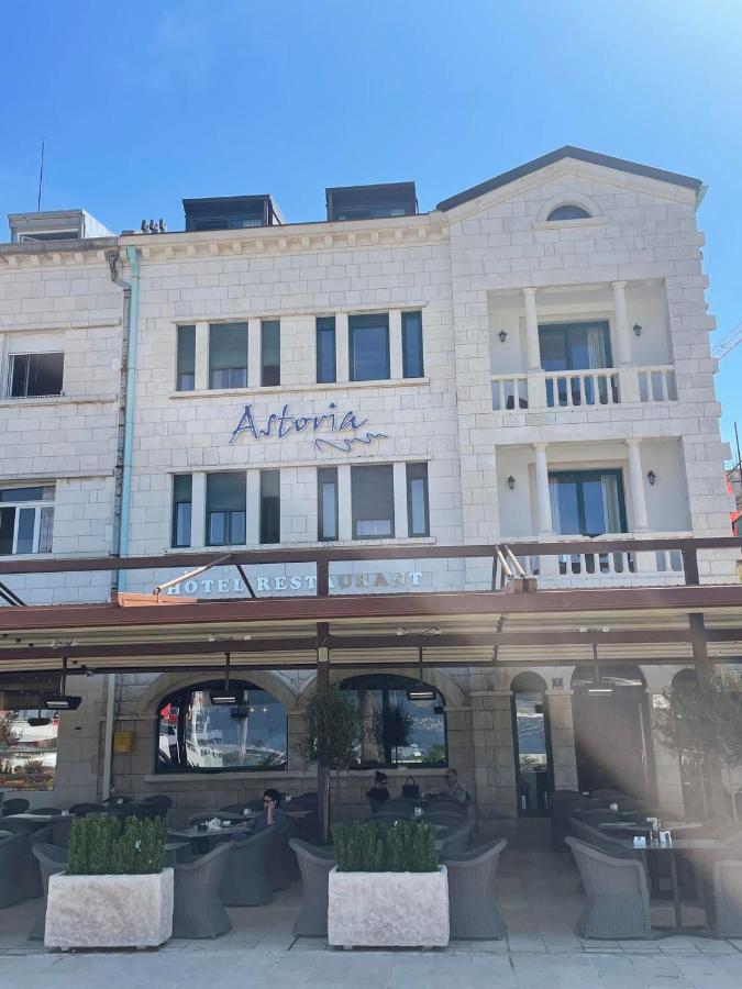 Hotel Astoria Tivat Luaran gambar